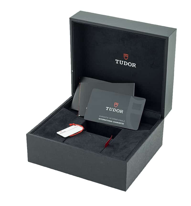 Tudor Heritage Black Bay M79030N-0001